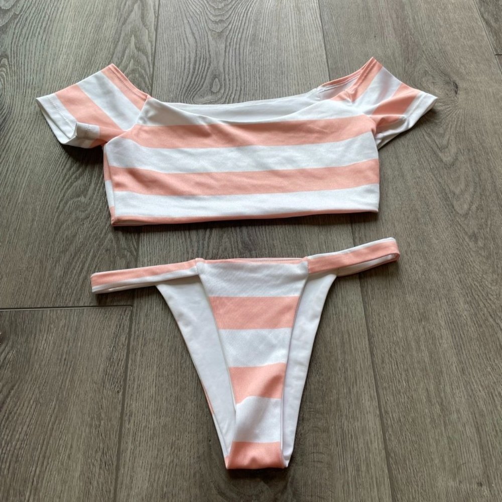 LURELLY PINK & WHITE STRIPED BIKINI SIZE XS NEW